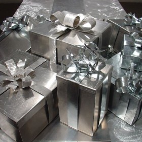 Metal package decor